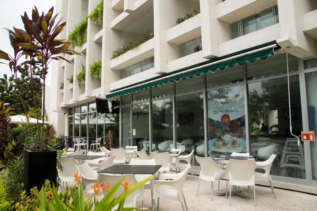 Meson De La Luna Hotel & Spa Merida Exterior photo